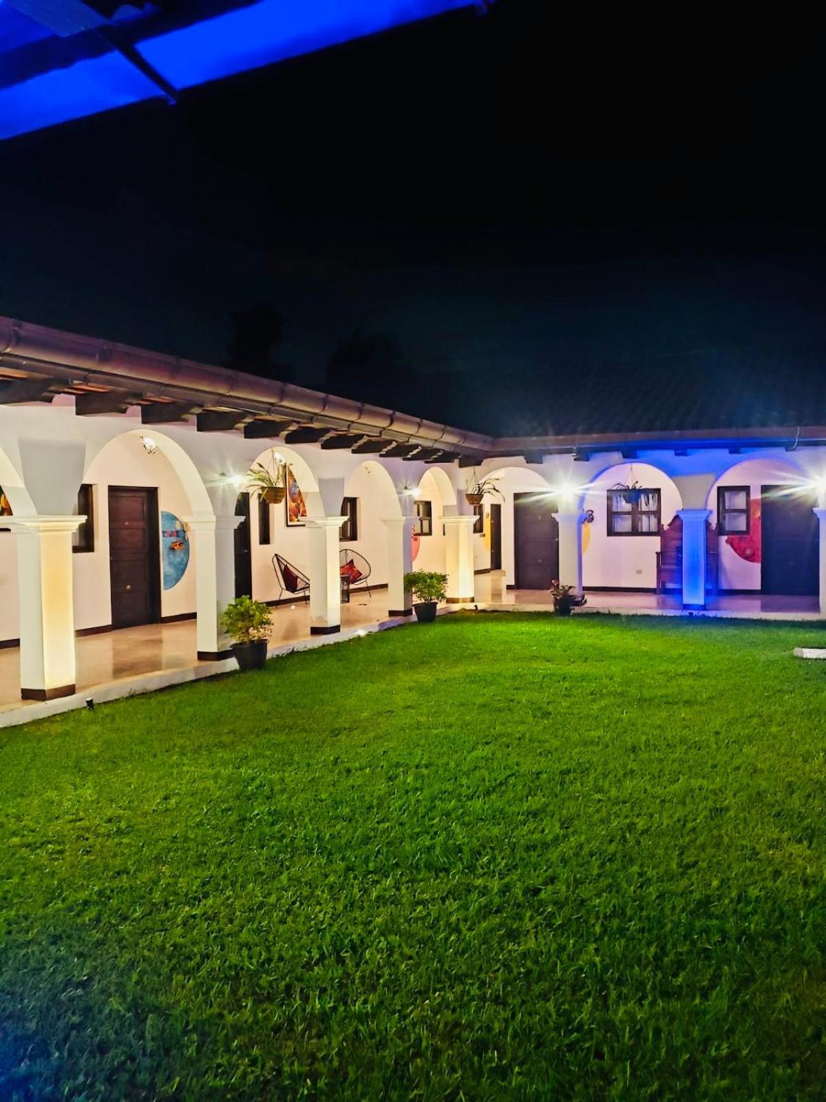 Luna Maya Boutique Hotel Antigua Ngoại thất bức ảnh